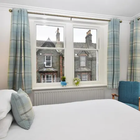 3 Bed In Sz118 Keswick